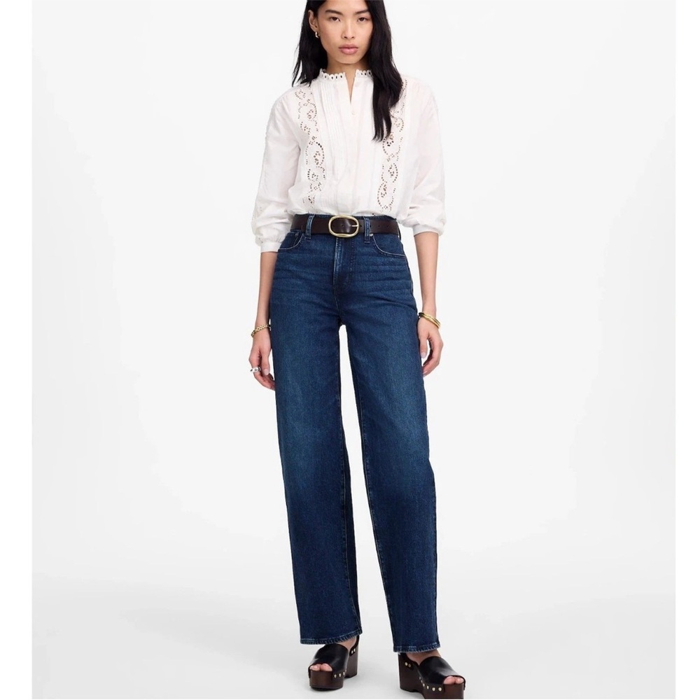 Madewell Classic High-Rise Straight Leg Jeans - Dark Blue. Size 28 . Style NS895